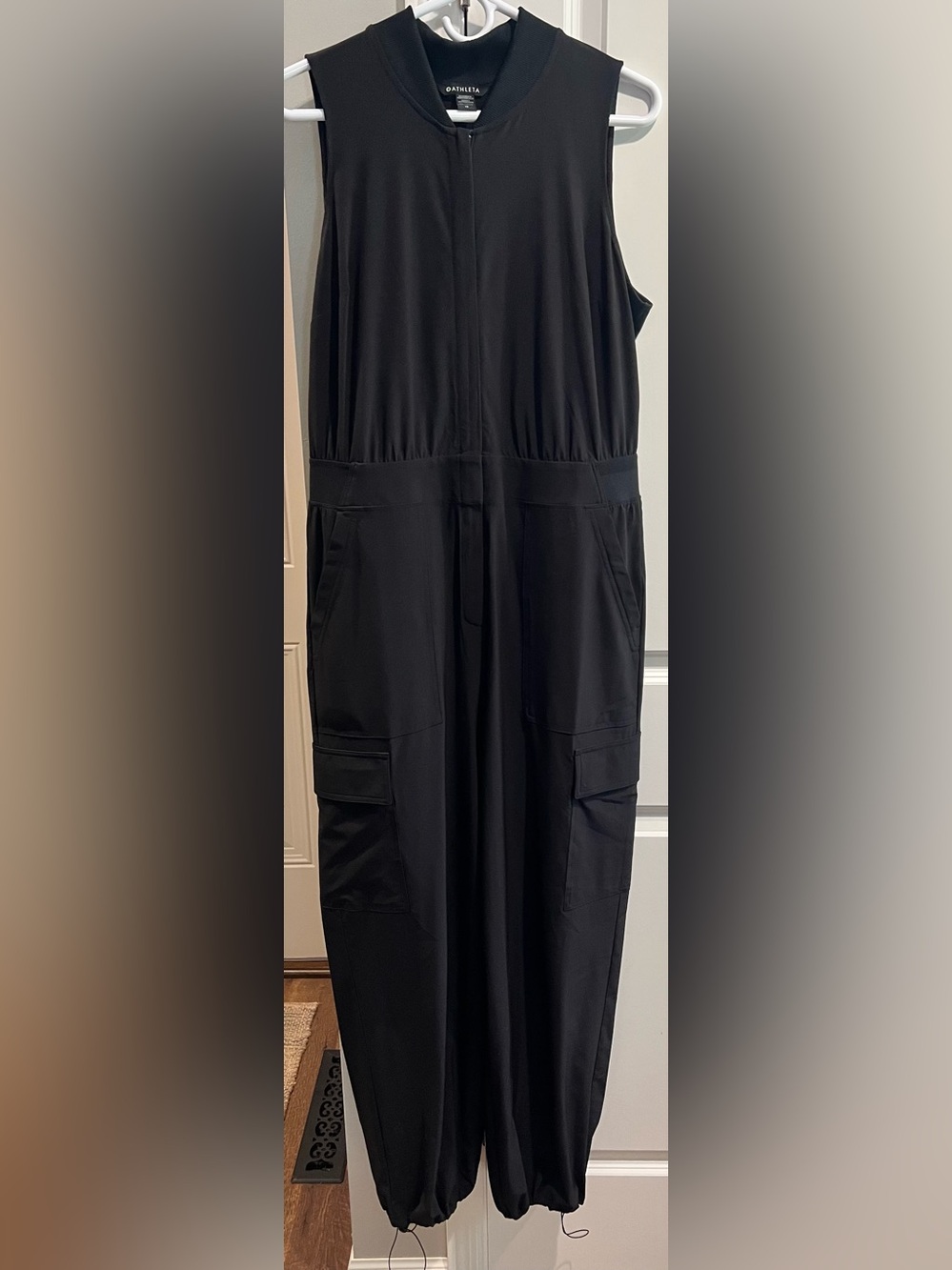 Athleta Women’s Sleeveless Cargo Jumpsuit